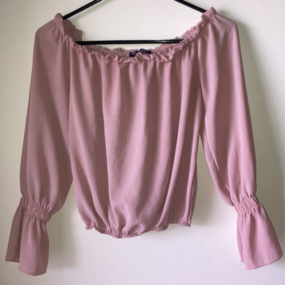 Light pink Fashion Nova top size small